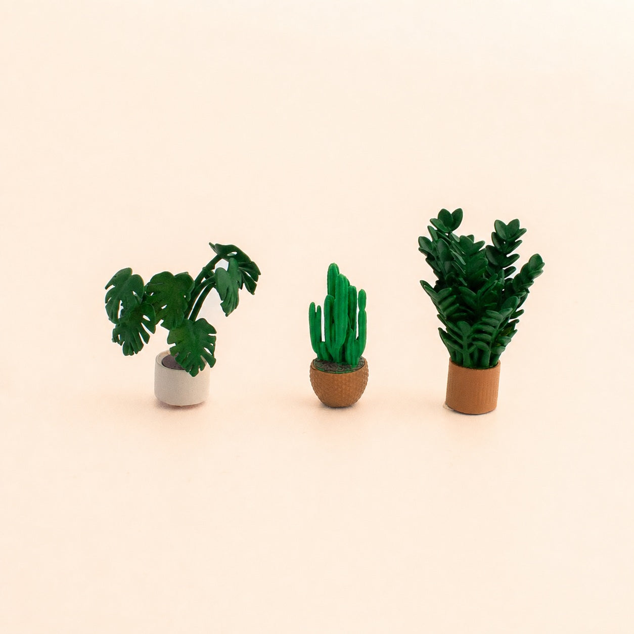 1:64 Potted Plants Miniature Diorama Prop Series - Monstera, Dafenglong Cactus & Money Tree Small Plant Prop Set