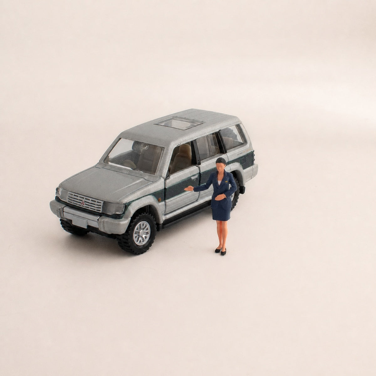 1:64 Business Suit Miniature Figure Series - Standing Female Guide in Suit Figure