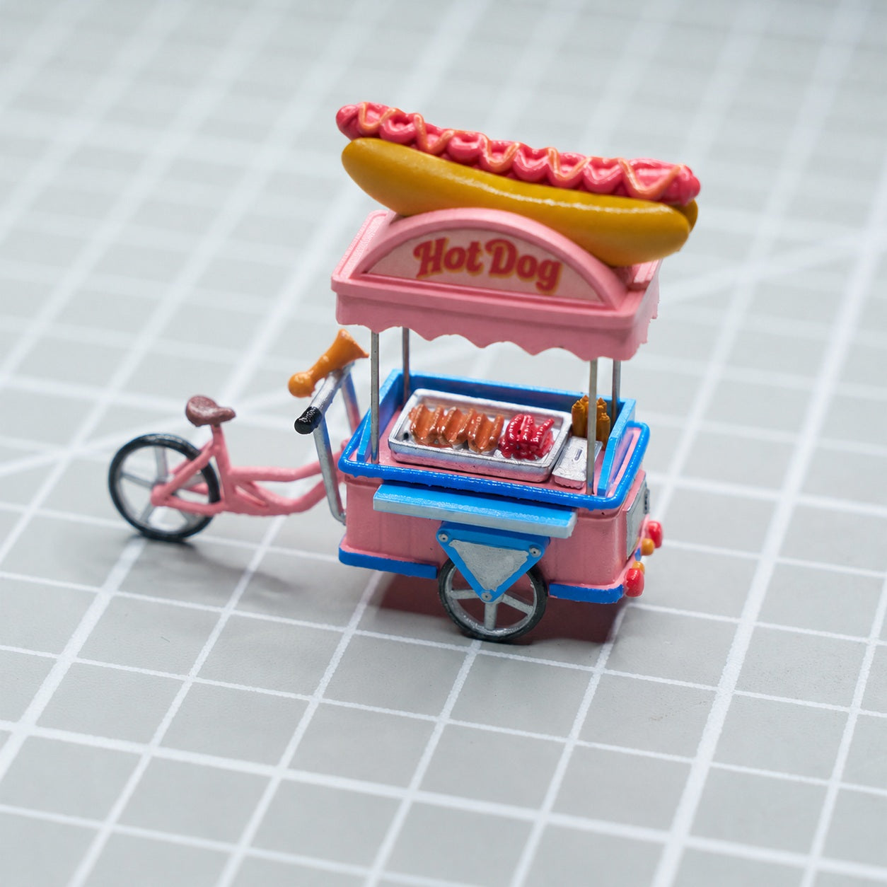 1:64 Street Hot Dog & Ice Cream Miniature Diorama Series - Street Hot Dog Vending Tricycle Diorama Prop