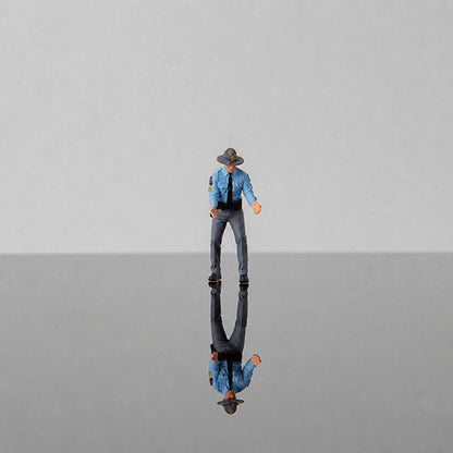 1:64 Georgia State Patrol (GSP) S1 Miniature Figure & Prop Series - GSP S1 Bending White Officer Figure