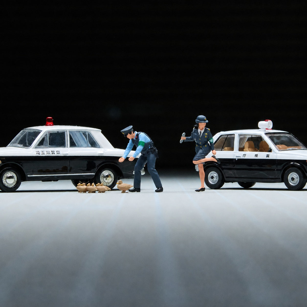 1:64 Japanese Police Miniature Figure Series A - additional product image 4