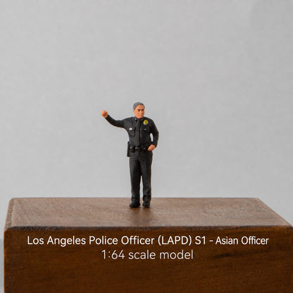 1:64 LAPD S1 Miniature Figure & Prop Series - LAPD S1 Asian Officer Figure