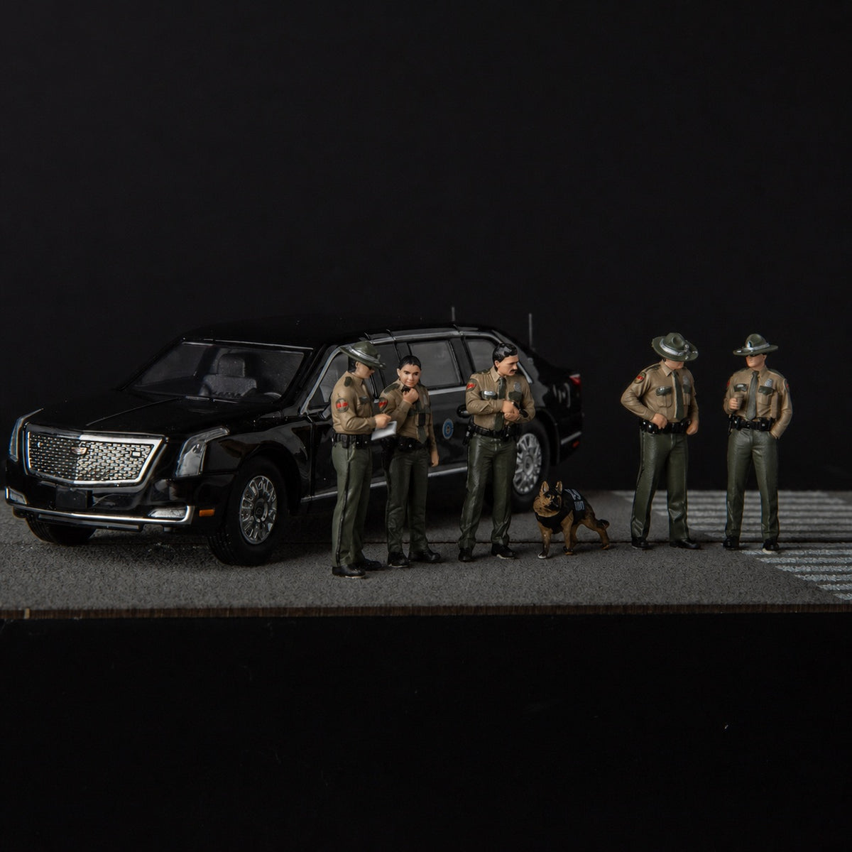 1:64 Tennessee State Police Miniature Figure Series - additional product image 9