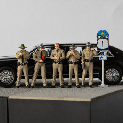 1:64 Florida Highway Patrol (FHP) S1 Miniature Figure & Prop Series - additional product image 9
