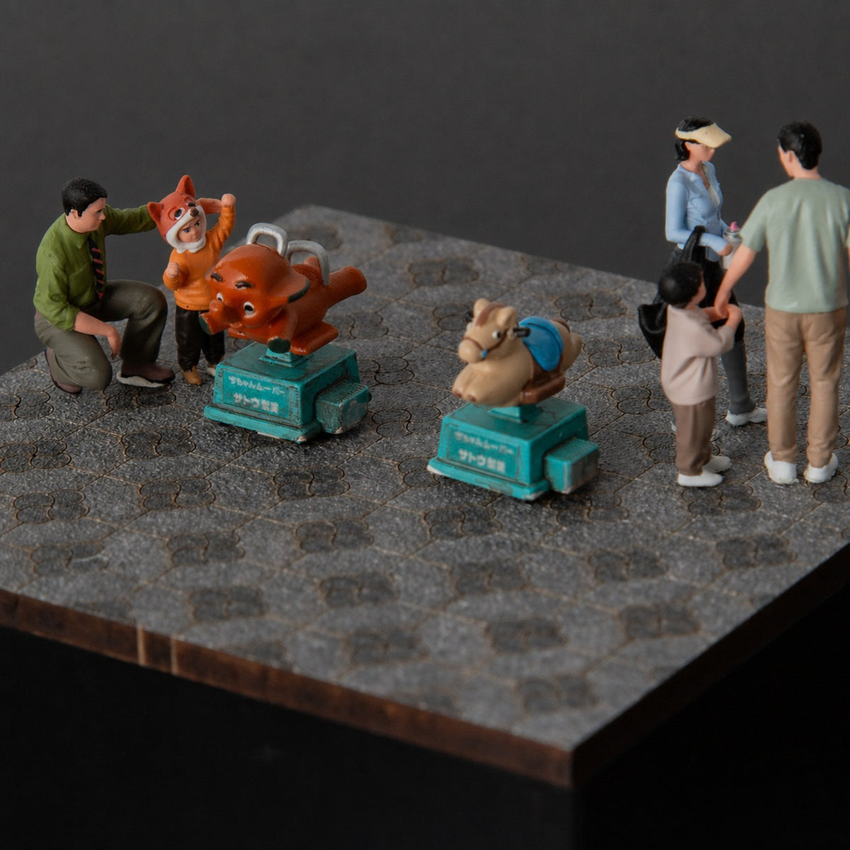 1:64 Kiddie Ride S1 Miniature Diorama Prop Series - additional product image 4