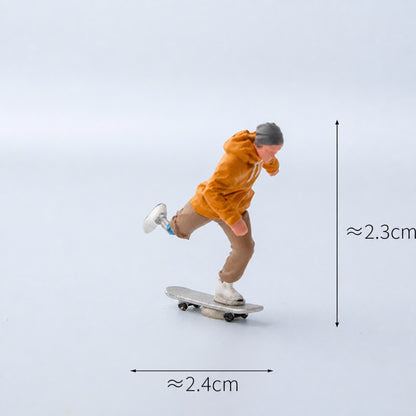 1:64 Skateboarding Miniature Figure Series - Male Skateboarder in Yellow Top with Mechanical Leg & Skateboard Figure