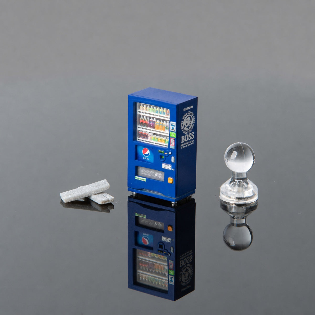 1:64 FM64 Vending Machine S1 Miniature Diorama Prop Series - Blue Vending Machine Diorama Prop