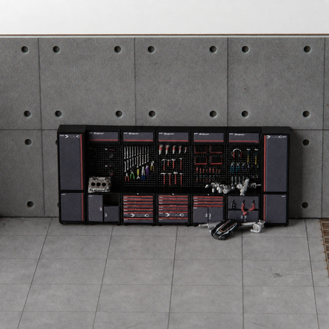 1:64 Auto Repair Workstation S1 Diorama Prop - additional product image 3