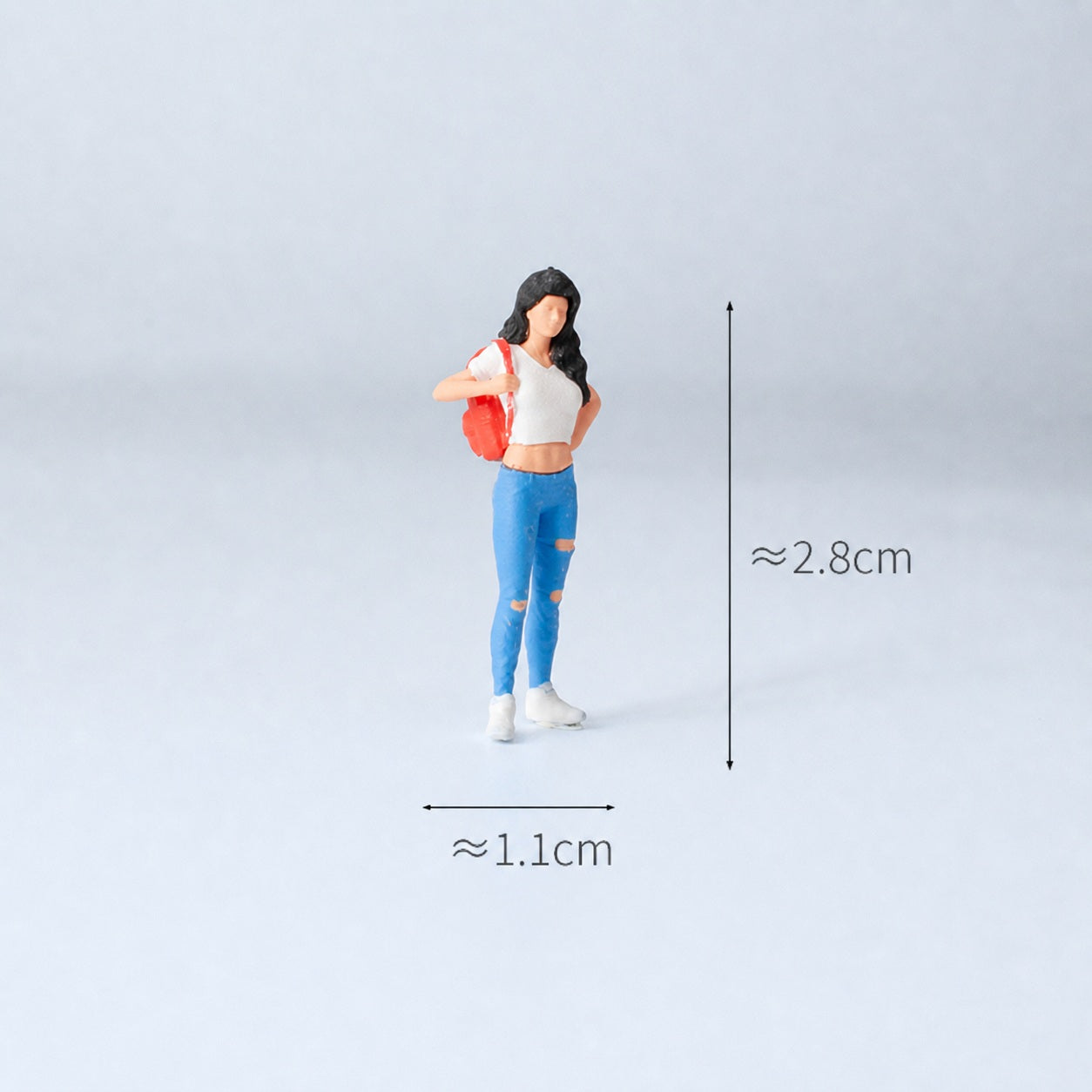 1:64 Everyday Street Scene Miniature Figure Series - Standing Woman in Ripped Jeans with Backpack Figure
