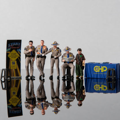 1:64 California Highway Patrol (CHP) S1 Miniature Figure & Prop Series - additional product image 8