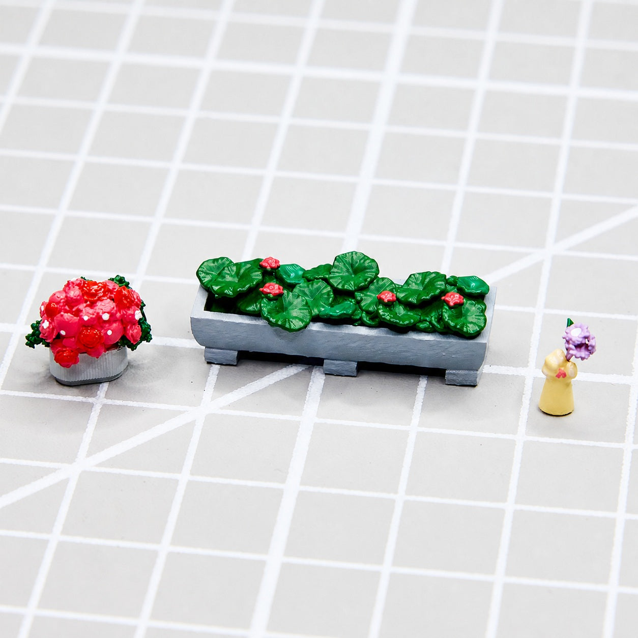 1:64 Floral Arrangement Miniature Diorama Prop Series - Floral Arrangement B Small Prop Set