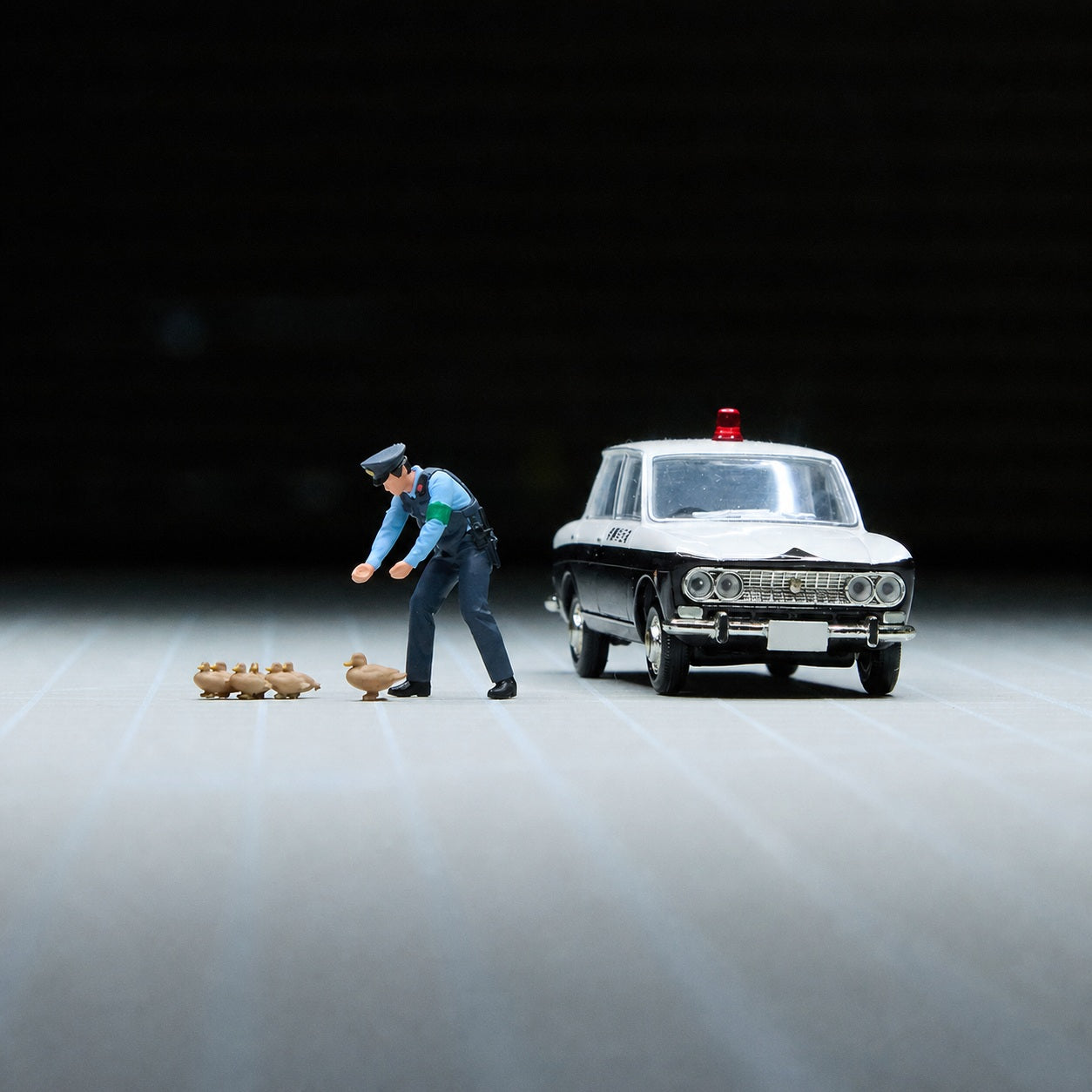 1:64 Japanese Police Miniature Figure Series A - additional product image 6